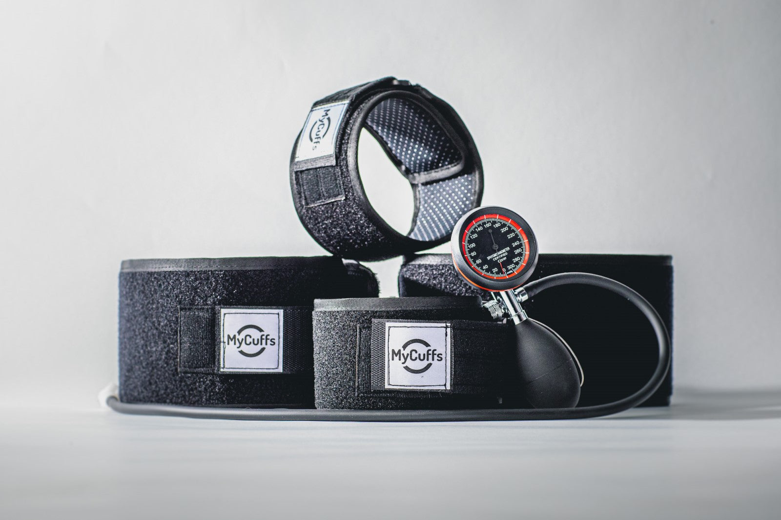MyCuffs - Total